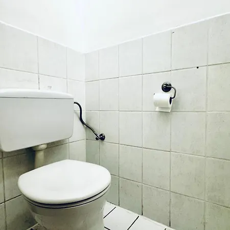Stylish 4Br Shared Apt -10 Min Transport To Stadthalle Vienna Exterior photo