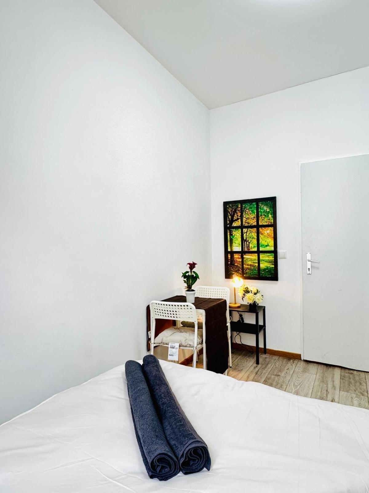 Appartement Stylish 4br Shared -10 Min Transport To Stadthalle Wenen