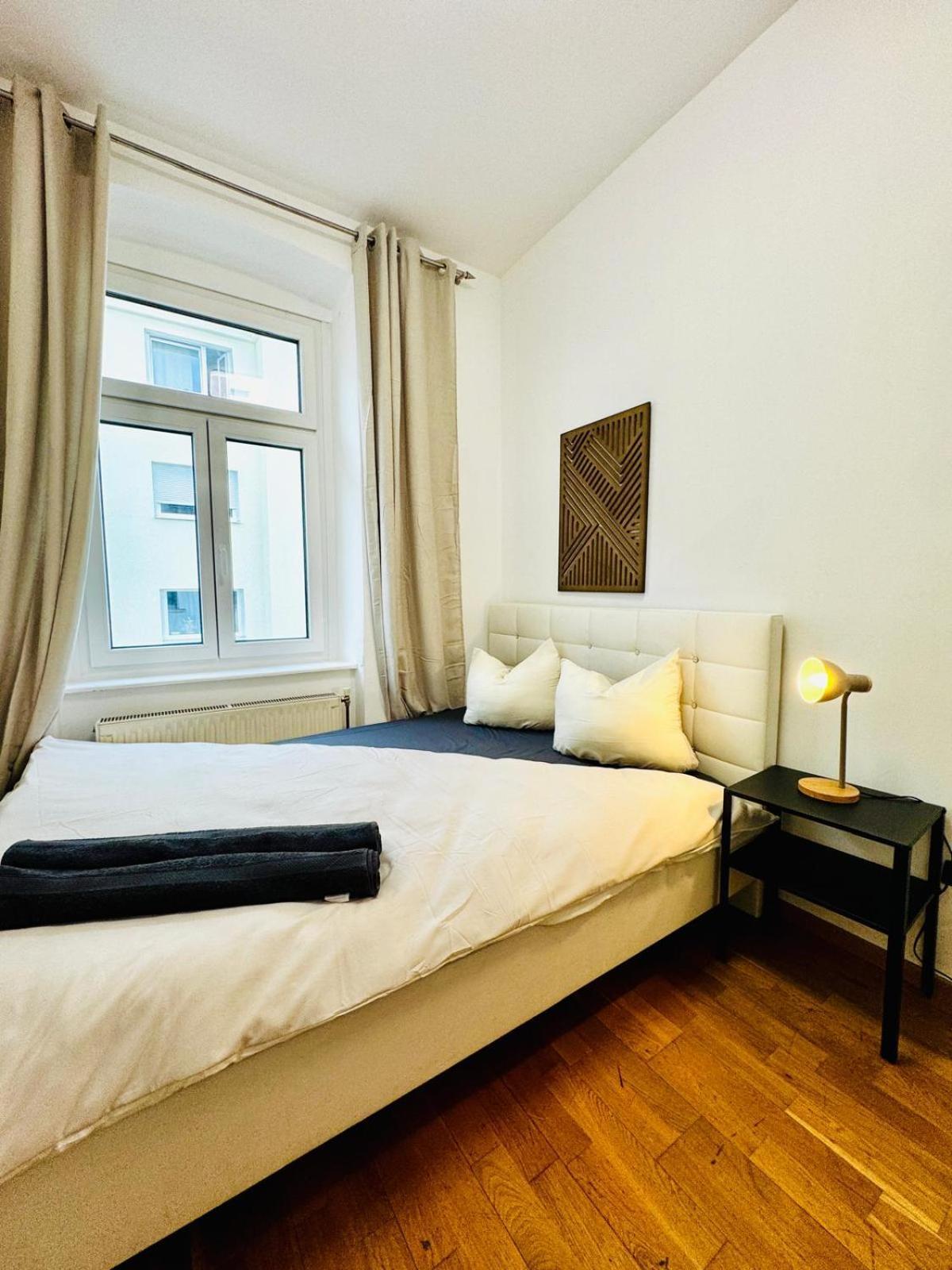 Stylish 4br Shared -10 Min Transport To Stadthalle * Wenen