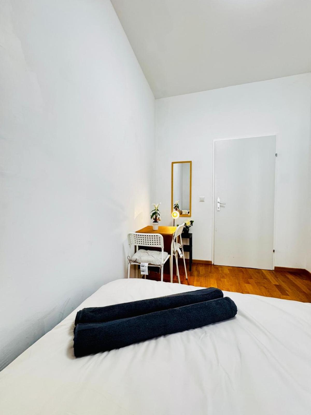Stylish 4br Shared -10 Min Transport To Stadthalle Appartement *
