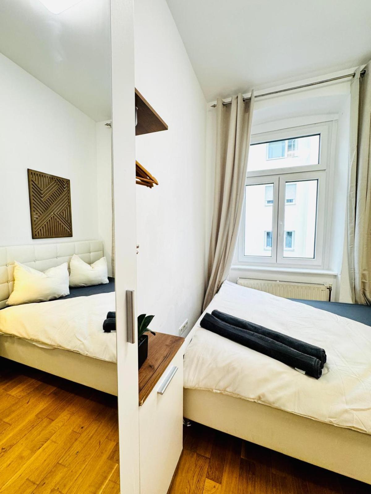Stylish 4br Shared -10 Min Transport To Stadthalle Appartement *