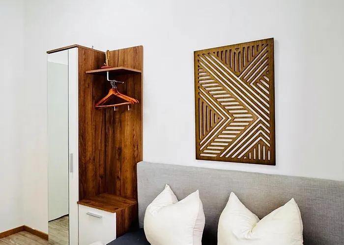 Stylish 4Br Shared Apt -10 Min Transport To Stadthalle