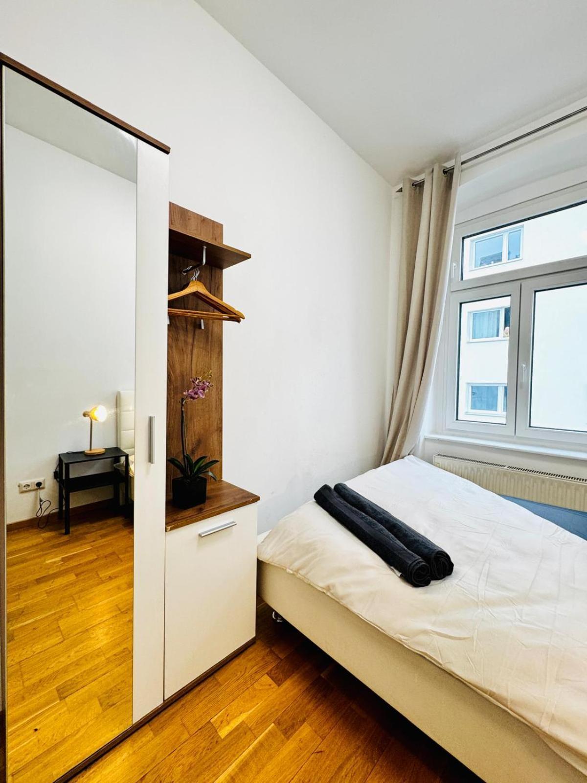 Apartament Stylish 4br Shared -10 Min Transport To Stadthalle Wiedeń